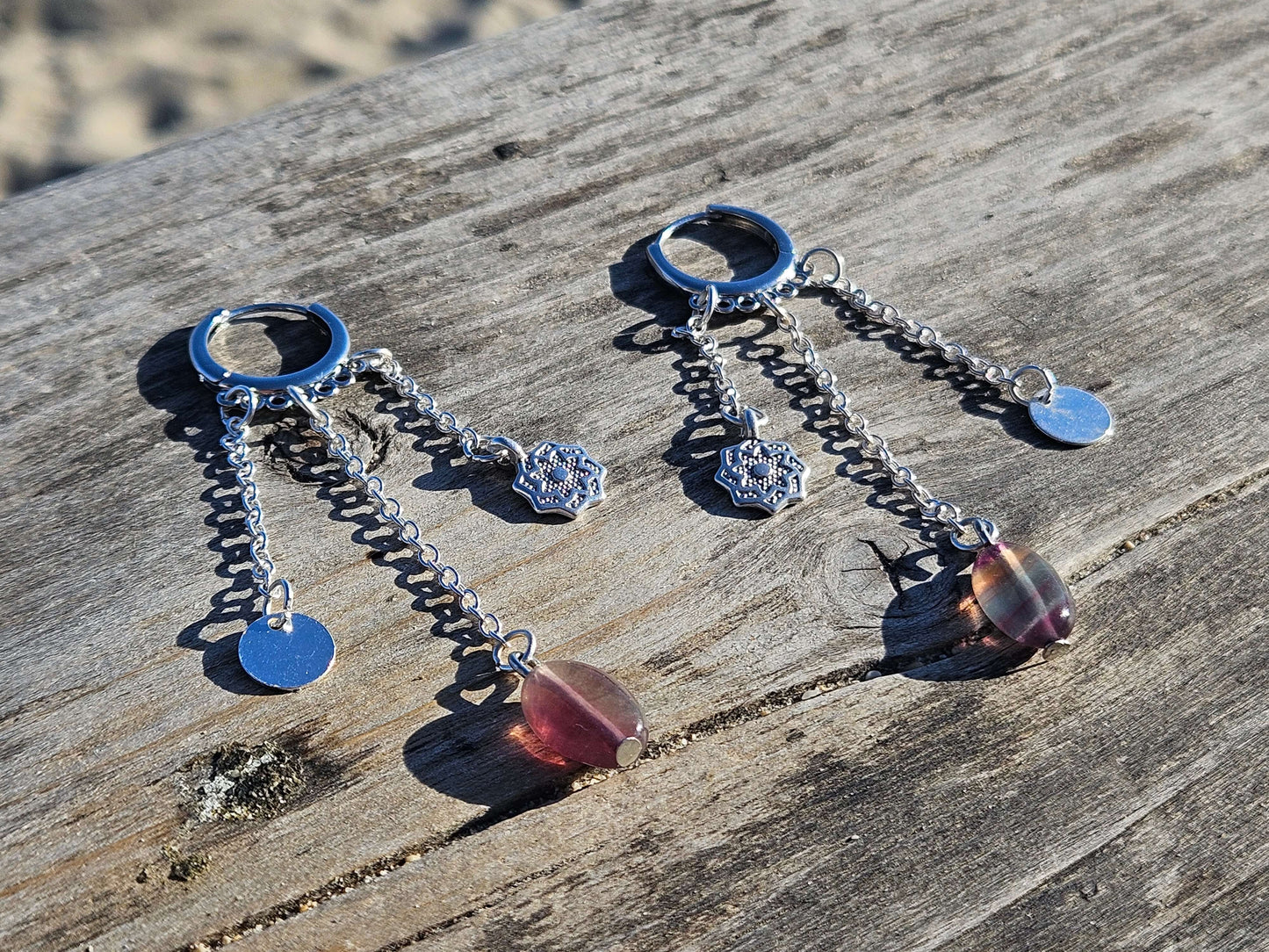 Boucles d’oreilles créoles fluorite – Éclat minéral suspendu