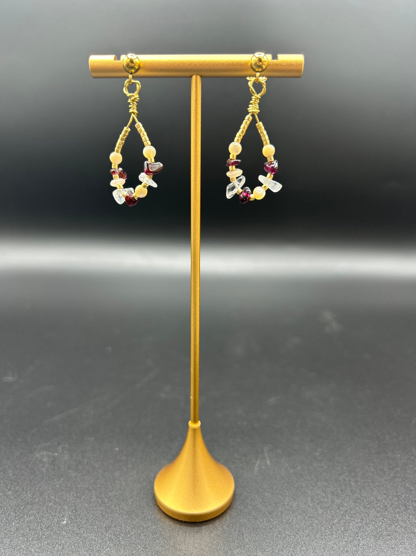 Boucles d’oreilles Dorées Grenat & Fluorite