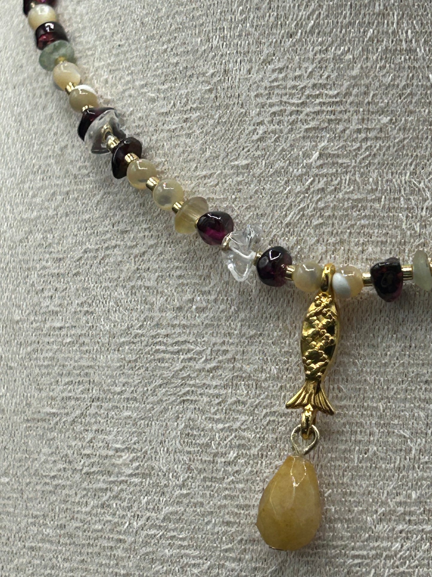 Collier Poisson Doré