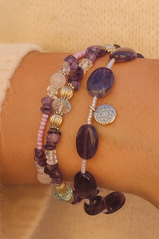 Bracelet en améthyste : signification, vertus et comment le choisir