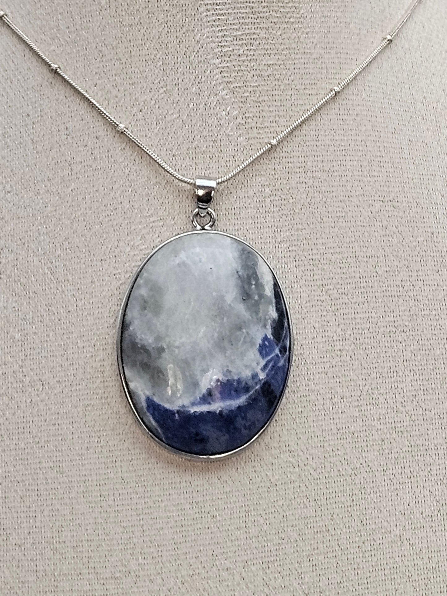 Pendentif Sodalite Clarté céleste