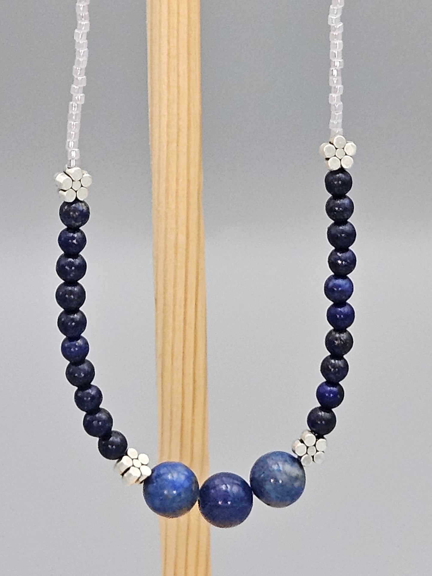 Collier lapis lazuli dégradés de bleu