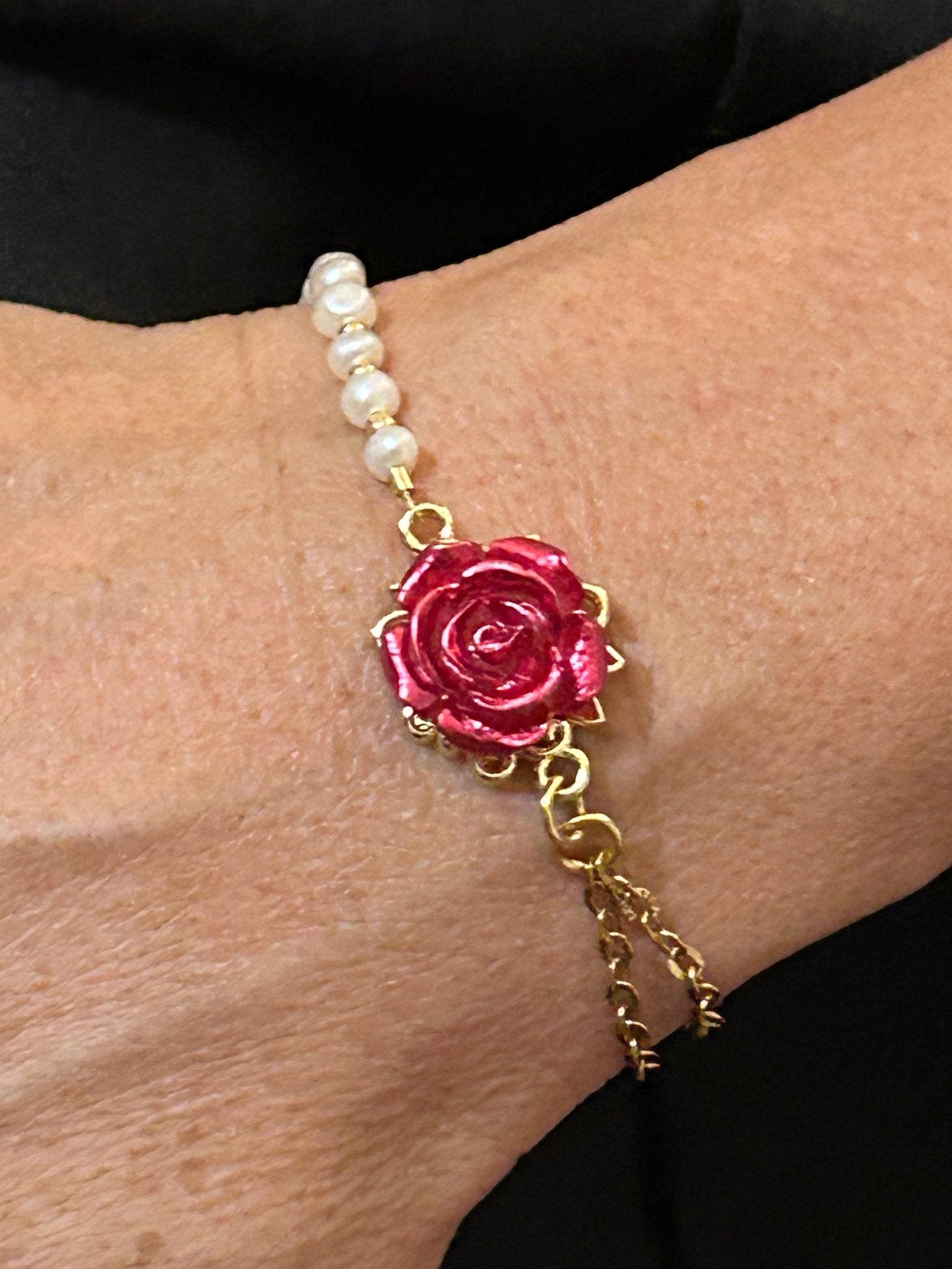 Bracelet Rose rouge et perle d'eau douce - Colomba Créations