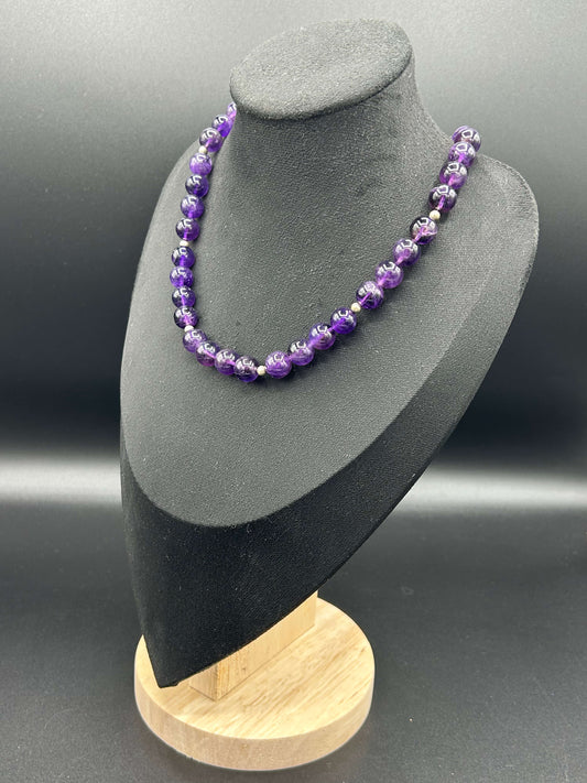 Collier améthyste perles rondes 8 mm, finition argentée